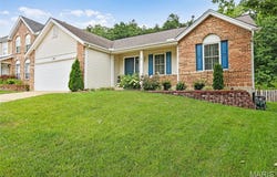 431 Autumn Peak Drive, Fenton, MO 63026