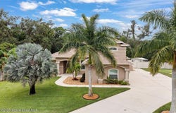 1300 Myrtle Oak Court NE, Palm Bay, FL 32907