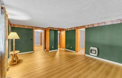211 E Canal Street, Navarre, OH 44662