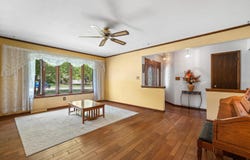 16755 W Hearthside Dr, New Berlin, WI 53151