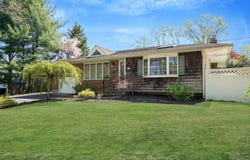 92 Dovecote Lane, Commack, NY 11725
