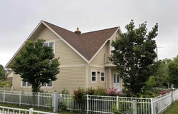 50 E Golden Lane, Fairfield, IA 52556