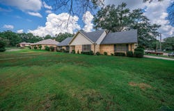 1002 Ruby St, Gilmer, TX 75644