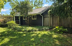 1800 Liberty Drive, Akron, OH 44313