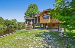 15 Wisteria Court, Bay Saint Louis, MS 39520