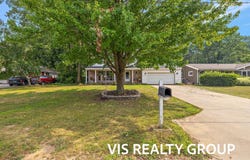 1689 Bonneville Dr Drive, Norton Shores, MI 49441