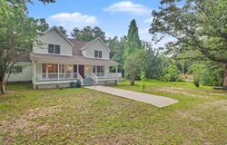 94 D and N Rd, Picayune, MS 39466