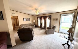 2091 Iris, BELVIDERE, IL 61008