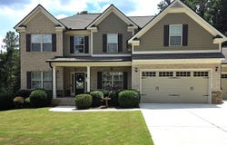 1050 Silver Thorne, Loganville, GA 30052