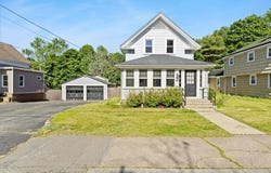 49 Pleasant St, Holbrook, MA 02343