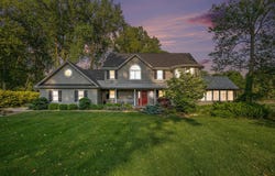 1415 Blackhawk Trail, Benton Harbor, MI 49022