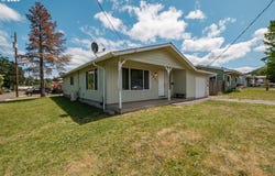 331 9TH AVE, Sweet Home, OR 97386