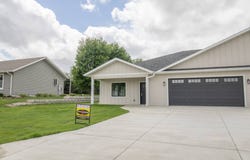 303 Rebecca Lane, Inwood, IA 51240