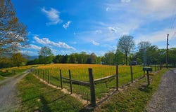 301 Dickson Hollow Road, GREENVILLE, WV 24945