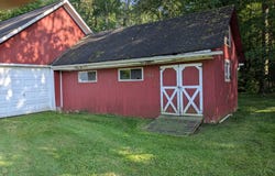 14685 Hubbard Rd, Burton, OH 44021