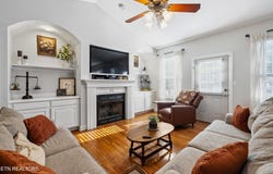 205 Cornerstone Circle, Clinton, TN 37716