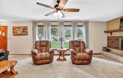 120 Crest Circle, Waterloo, IA 50702