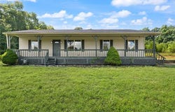 631 E Main Street NW, Depauw, IN 47115