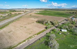 4465 Oak Road, Ontario, OR 97914