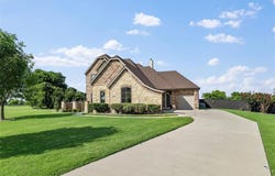 122 Shoreside Trail, Waxahachie, TX 75165