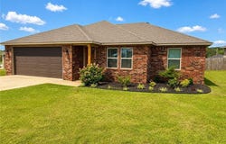 1100 Lavender RD, Fort Smith, AR 72916