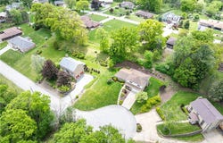2428 Park Manor Dr, McKeesport, PA 15132