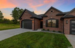 3707 Beechwood Court, Cape Girardeau, MO 63701