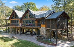 1800 COUNTY ROAD 1101, VINEMONT, AL 35179