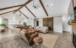 921 Azalea Drive, Franklin, TX 77856
