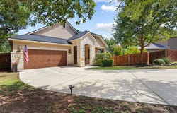706 Cavallo Springs CV, San Marcos, TX 78666