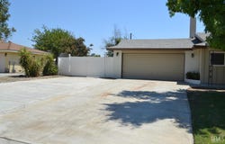 2700 Maher Way, Bakersfield, CA 93312