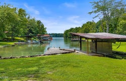 1099 Red Cloud Rd, Ten Mile, TN 37880