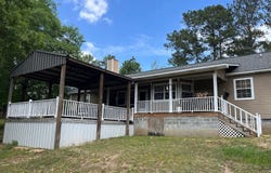 340 South Lakeview Drive, Abbeville, AL 36310
