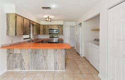 6706 CARRIAGE LANE, LAKELAND, FL 33811