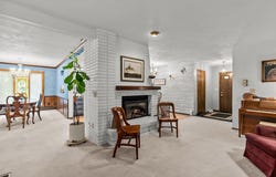 840 W SOUTH PARK Avenue, OSHKOSH, WI 54902