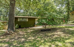 6 Finger  DR, Bella Vista, AR 72715