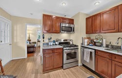 5406 SPRING Lane, HYATTSVILLE, MD 20781