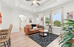 206 CHICKERING AVE, San Antonio, TX 78210