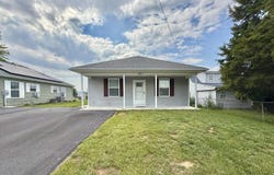 404 ATHLETIC ST, MARTINSBURG, WV 25404