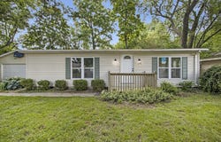 3914 Clarnin Street, Kalamazoo, MI 49004