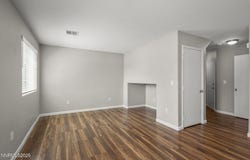 5655 El Paseo Drive unit: 102, Sparks, NV 89436