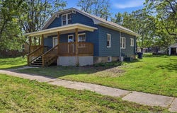 301 Locust Street, Eldon, MO 65026