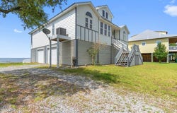 7101 Belle Fontaine Drive, Ocean Springs, MS 39564