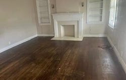 206 S White Street, Floydada, TX 79235