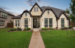 440 Wildwood Court, Waxahachie, TX 75165