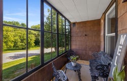 216 Valley St, Horicon, WI 53032