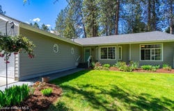 602 S Riverside Harbor Dr, Post Falls, ID 83854