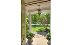 4 Dogwood Ct, Bernardsville Boro, NJ 07924-2809