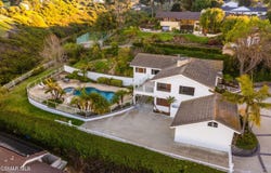 27024 Sunnyridge Road, Palos Verdes Peninsula, CA 90274