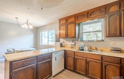 10343 ST Hwy 142W, Doniphan, MO 63942
